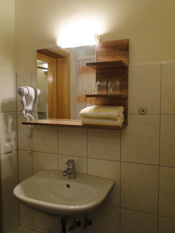Jahnkes Gasthaus-Pension Garni Todesfelde Oda fotoğraf